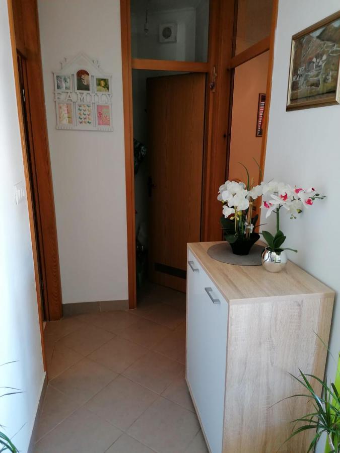 Apartment Marija Τρογκίρ Εξωτερικό φωτογραφία
